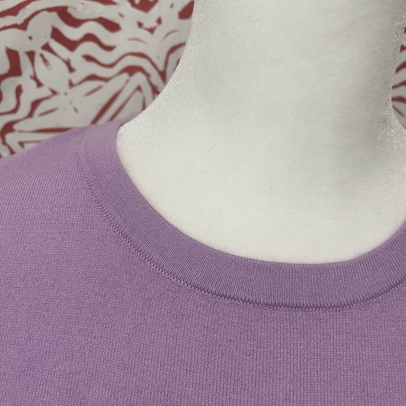 Lilly Pulitzer lilac bell sleeve sweater with gold and white detail size small - Picture 5 of 9